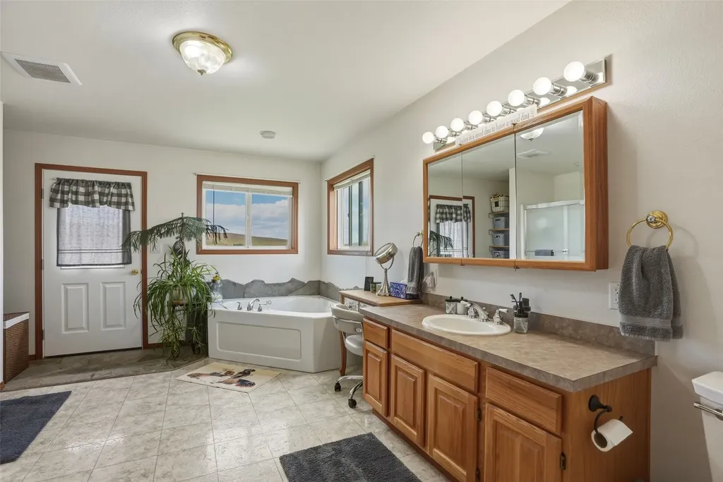 42501 Stasso Road Polson MT 59860