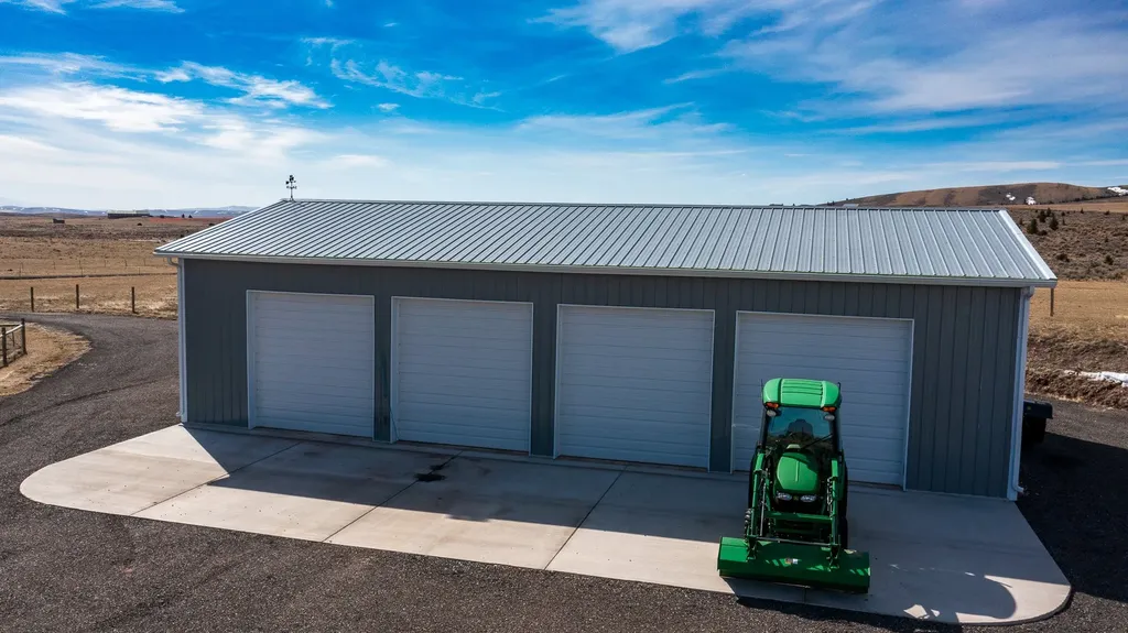 10 Mountainview Trail White Sulphur Springs MT 59645
