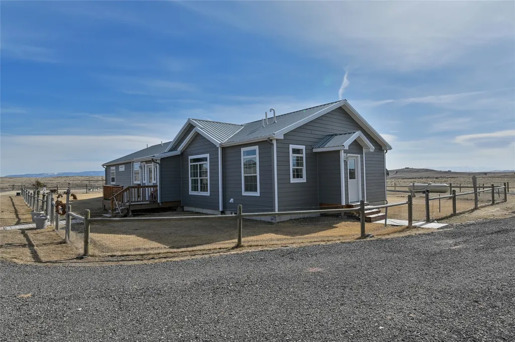10 Mountainview Trail White Sulphur Springs MT 59645
