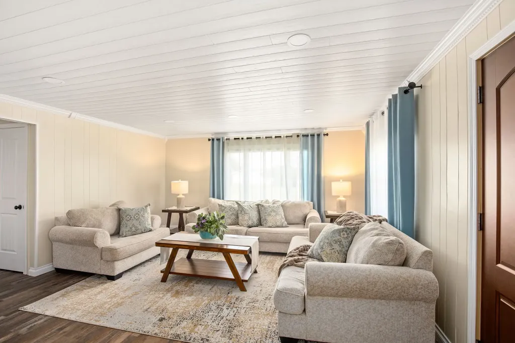 64 3rd Avenue S Stanford MT 59479