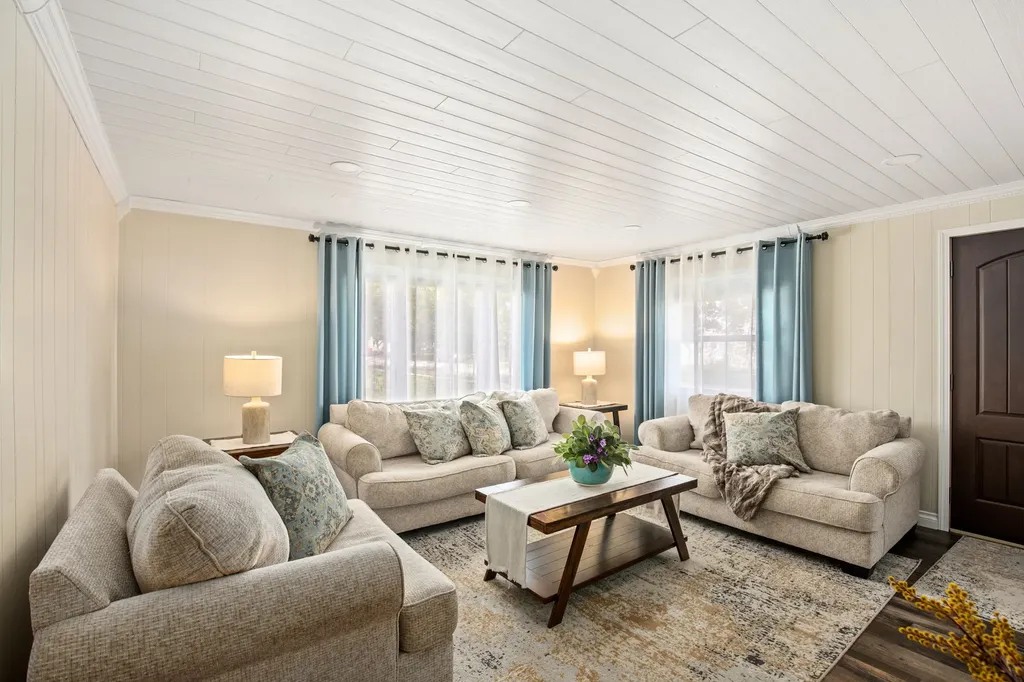 64 3rd Avenue S Stanford MT 59479