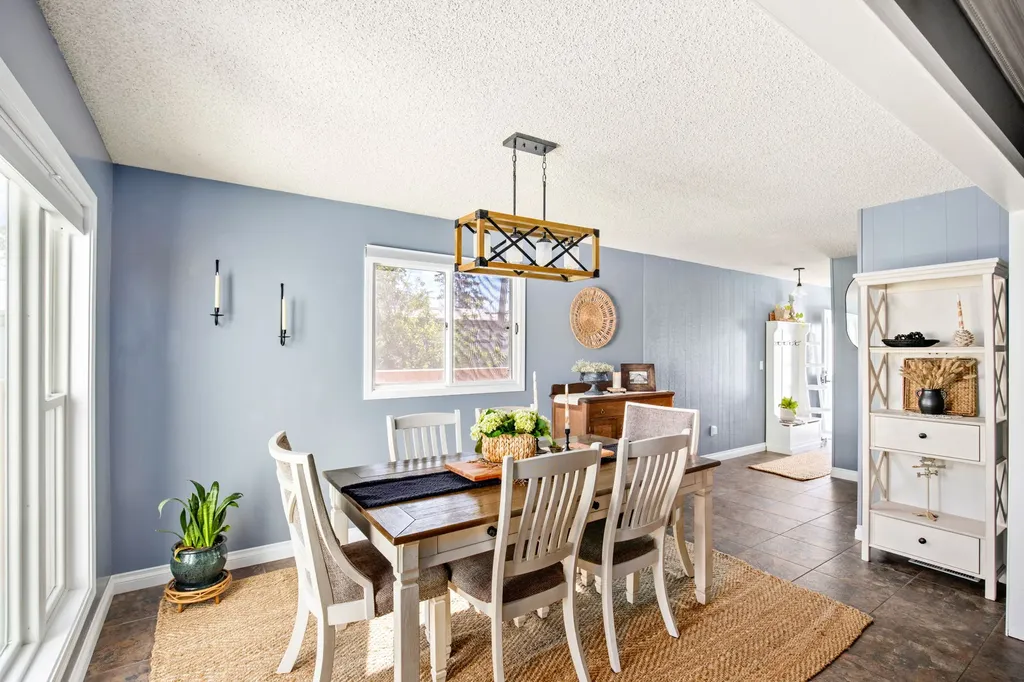 64 3rd Avenue S Stanford MT 59479