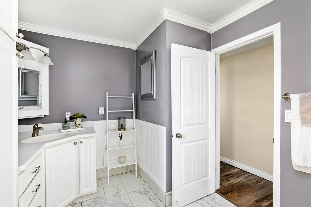 64 3rd Avenue S Stanford MT 59479