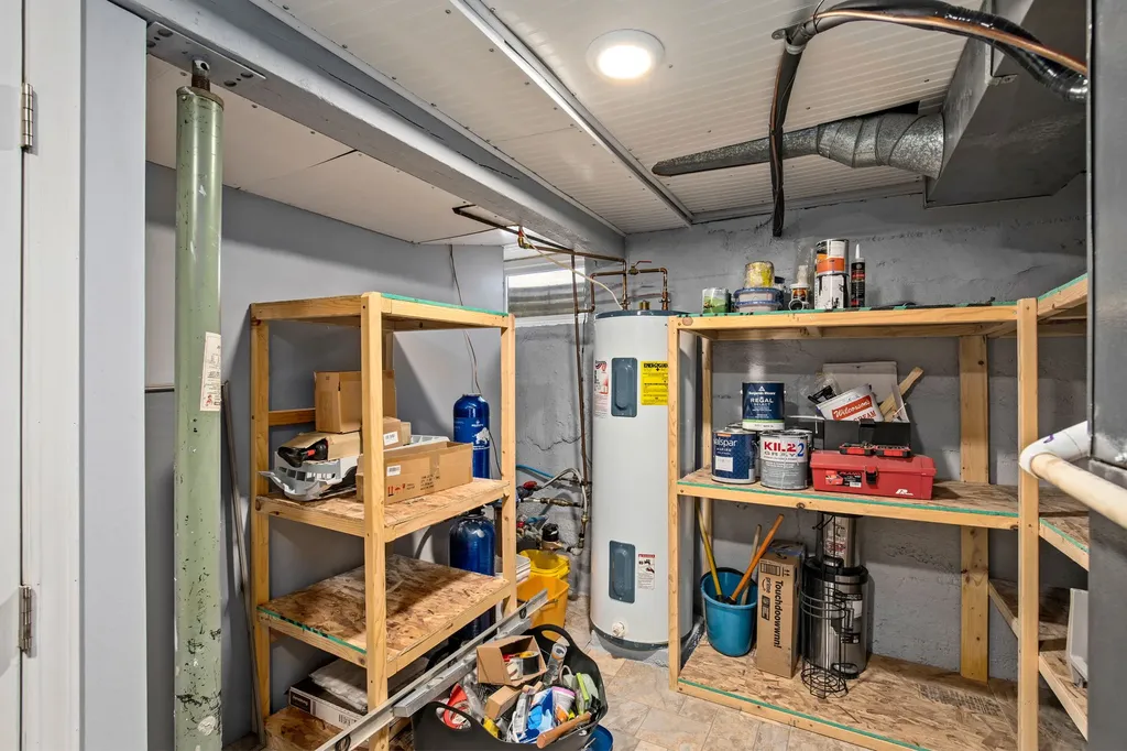 64 3rd Avenue S Stanford MT 59479