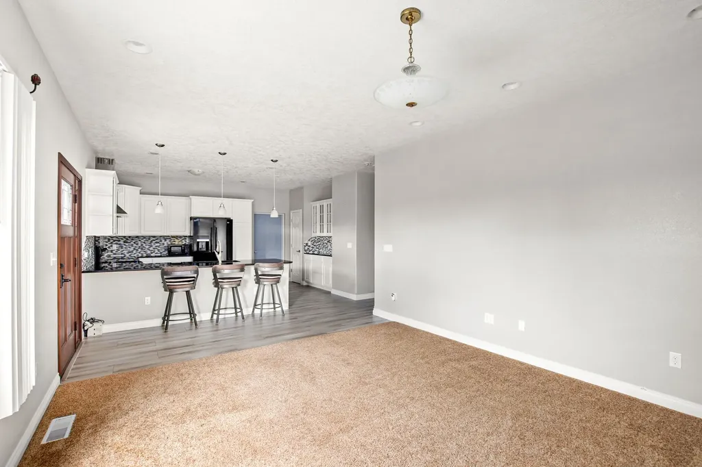 64 3rd Avenue S Stanford MT 59479