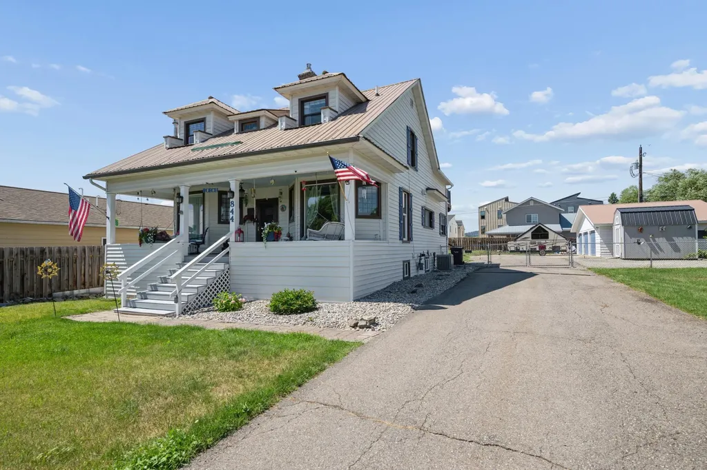 844 8th Avenue W Kalispell MT 59901