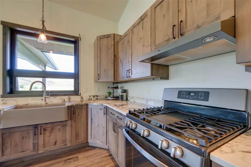 9701 Mt Highway 200 Dixon MT 59831