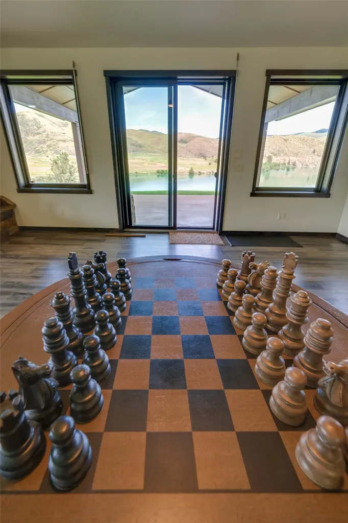 9701 Mt Highway 200 Dixon MT 59831