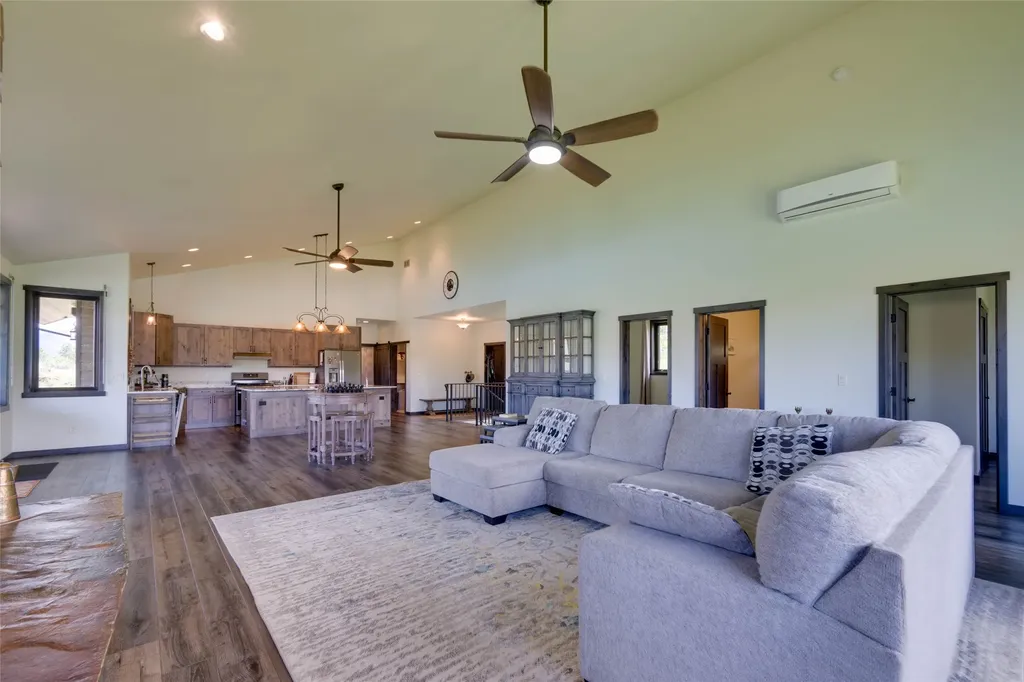9701 Mt Highway 200 Dixon MT 59831
