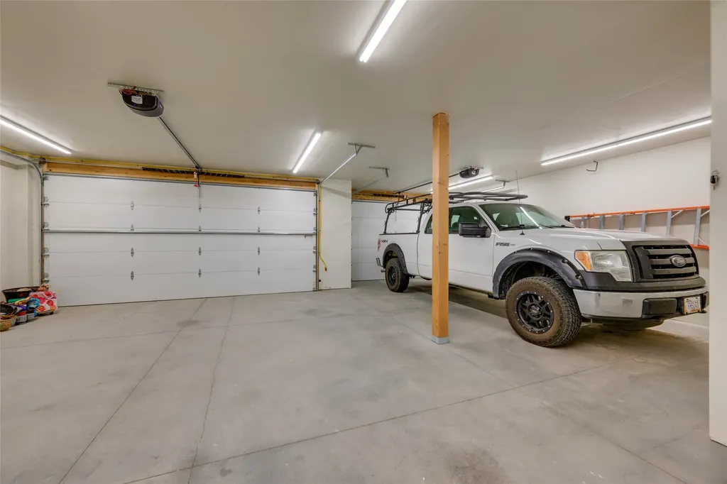 9701 Mt Highway 200 Dixon MT 59831