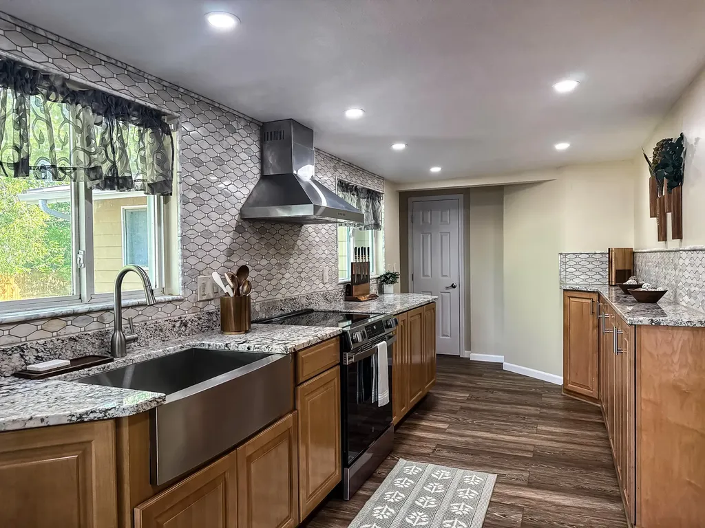 18 Park Garden Estate Great Falls MT 59404
