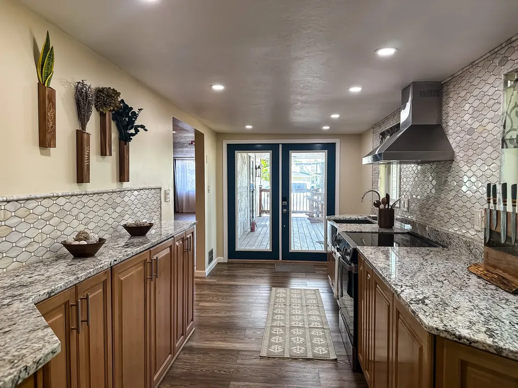 18 Park Garden Estate Great Falls MT 59404