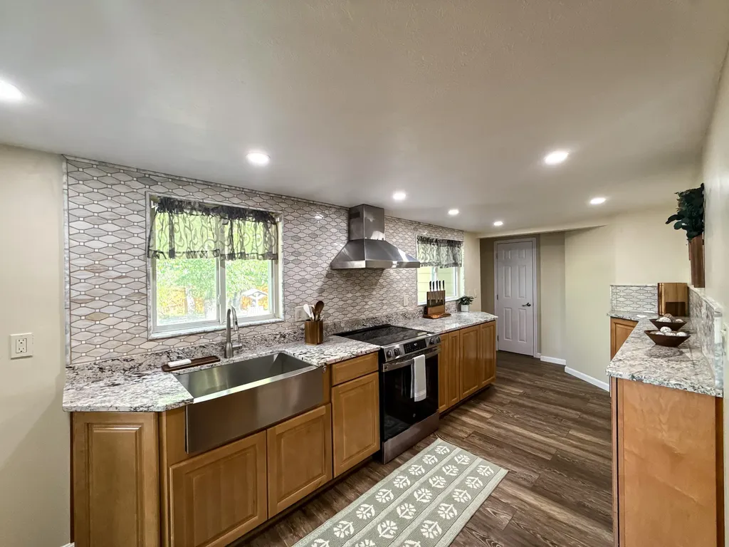 18 Park Garden Estate Great Falls MT 59404