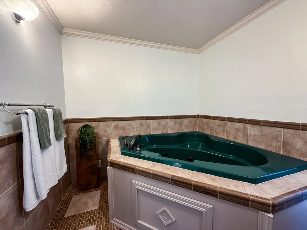 18 Park Garden Estate Great Falls MT 59404