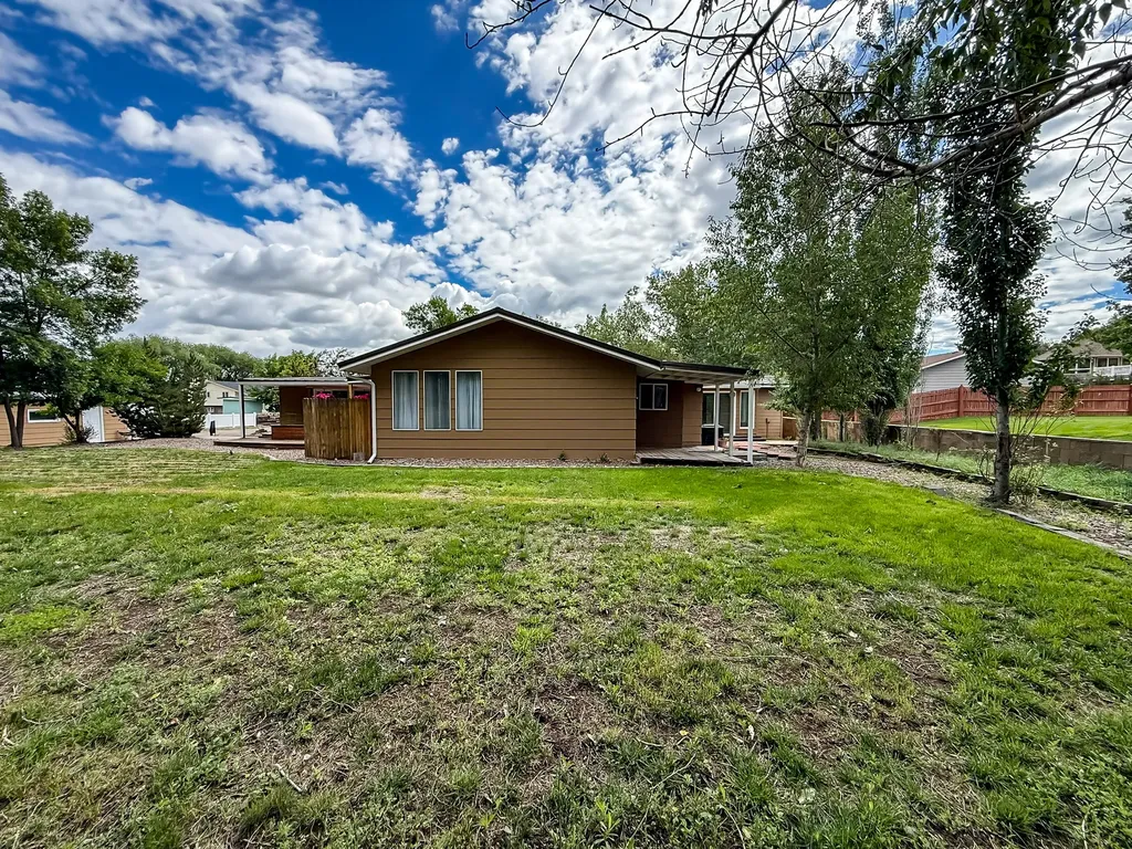 18 Park Garden Estate Great Falls MT 59404