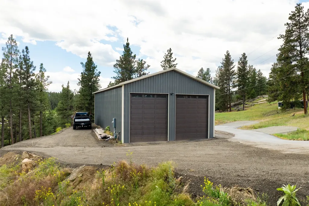 15 Rolling Stone Road Clancy MT 59634