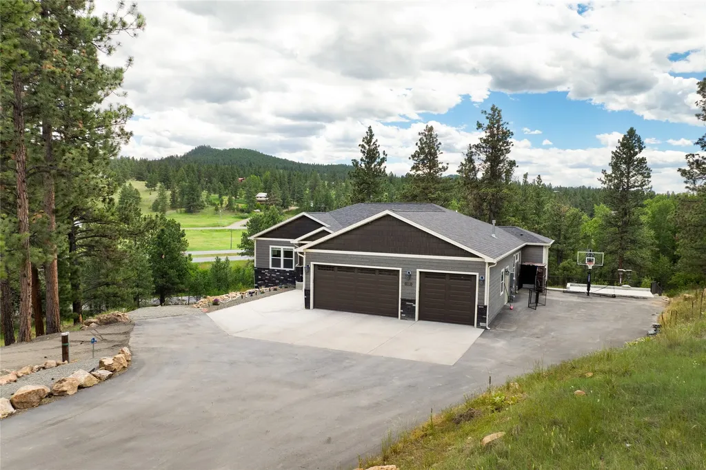 15 Rolling Stone Road Clancy MT 59634