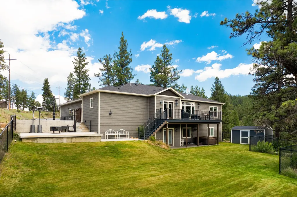 15 Rolling Stone Road Clancy MT 59634