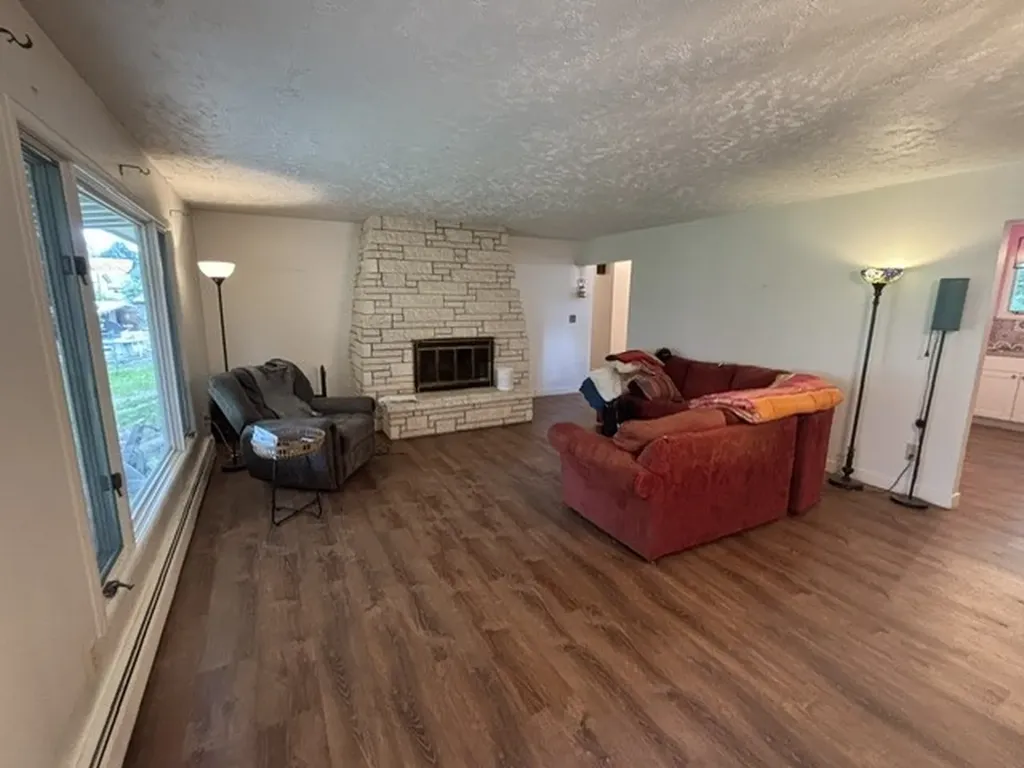 206 W Stanton Street Plains MT 59859