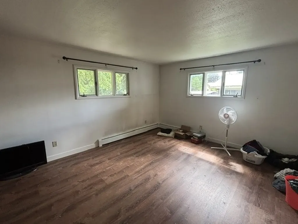 206 W Stanton Street Plains MT 59859