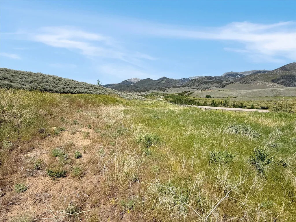9363 Pioneer Mountain Scenic By-way Polaris MT 59746