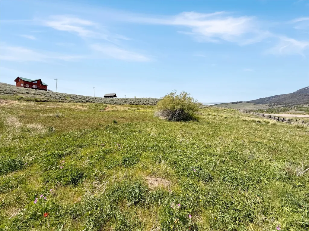 9363 Pioneer Mountain Scenic By-way Polaris MT 59746