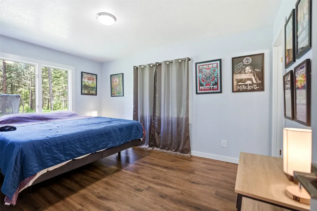 18225 Violet Lane Bonner MT 59823