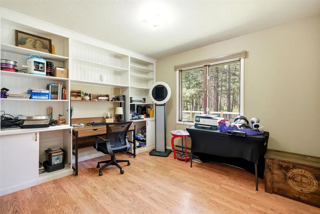 18225 Violet Lane Bonner MT 59823