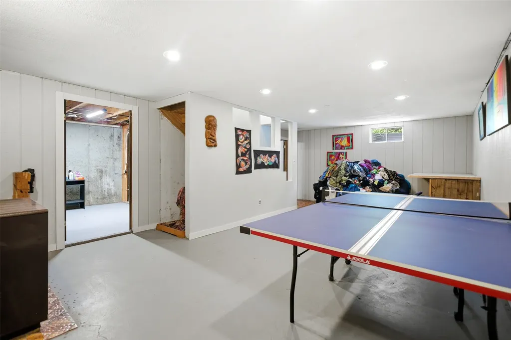 18225 Violet Lane Bonner MT 59823