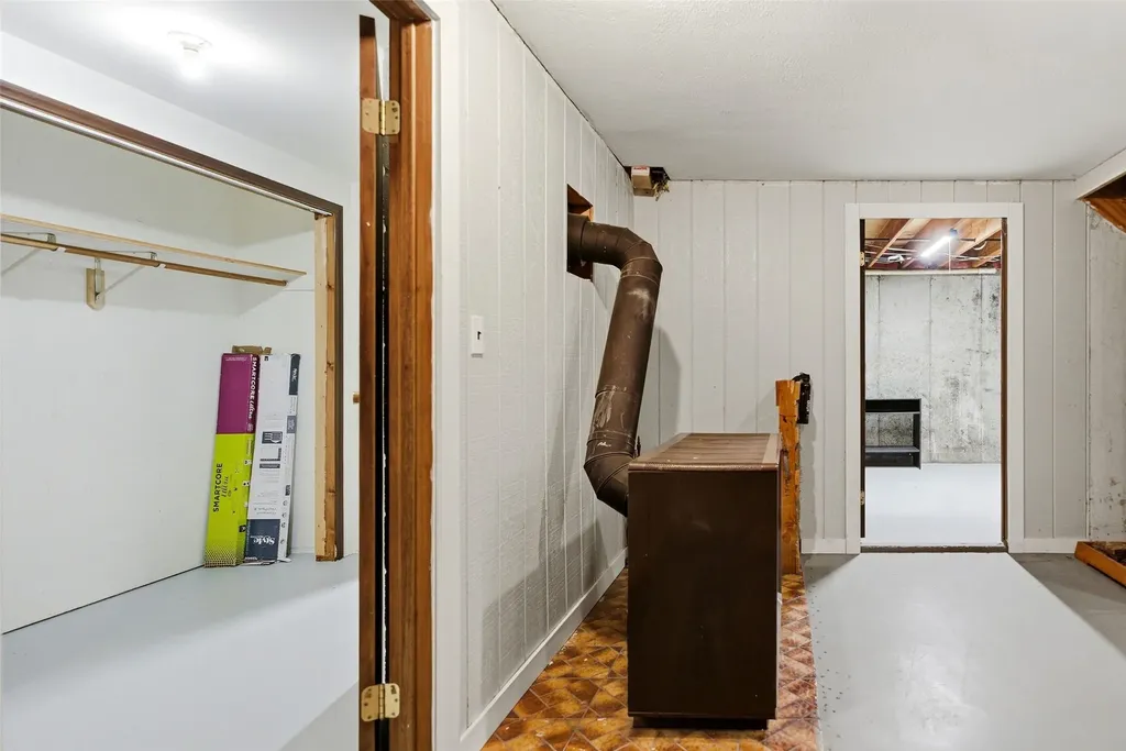 18225 Violet Lane Bonner MT 59823