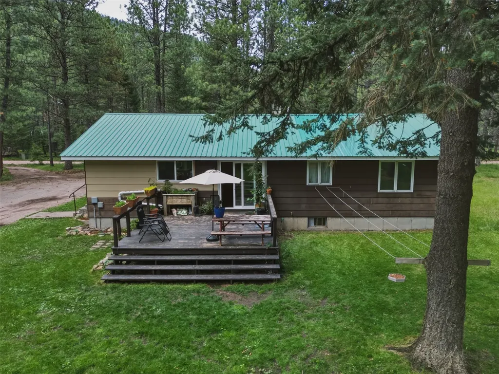 18225 Violet Lane Bonner MT 59823