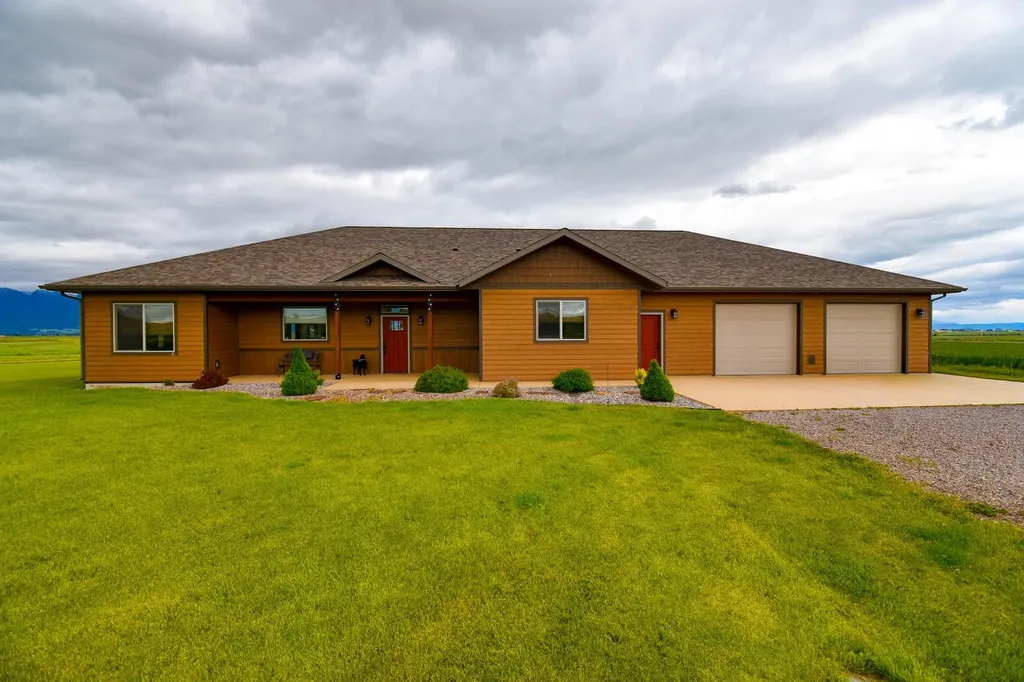 40800 Stinger Road Ronan MT 59864