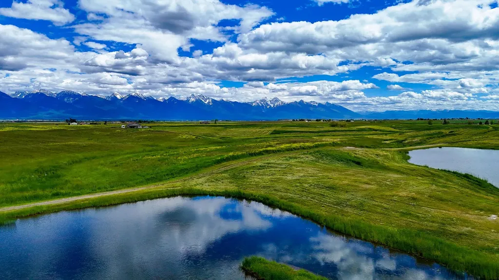 40800 Stinger Road Ronan MT 59864