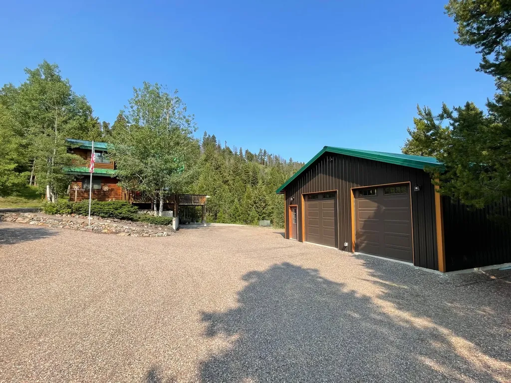 1623 Herrin Lake Road Lincoln MT 59639