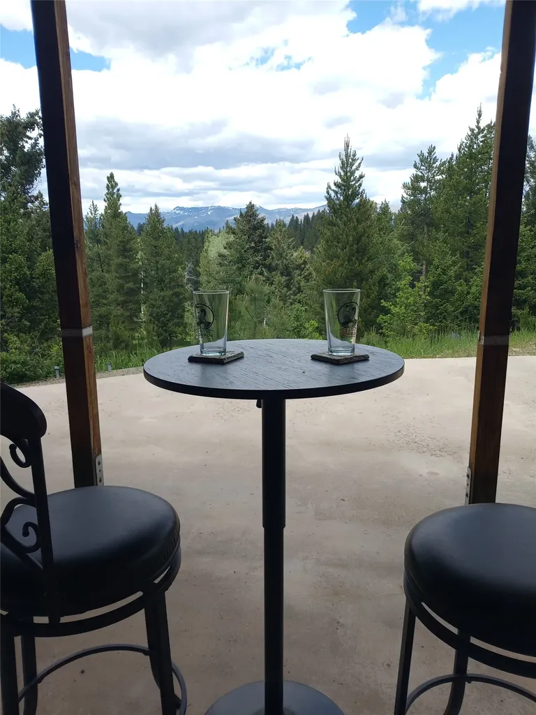 1623 Herrin Lake Road Lincoln MT 59639