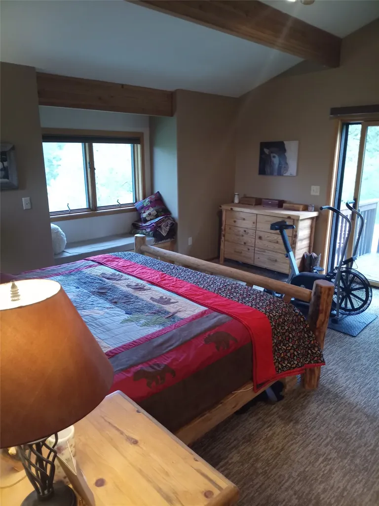 1623 Herrin Lake Road Lincoln MT 59639