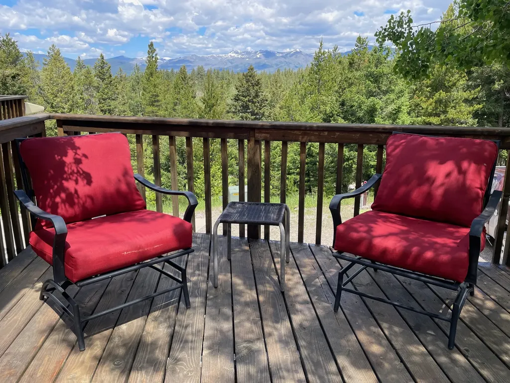 1623 Herrin Lake Road Lincoln MT 59639