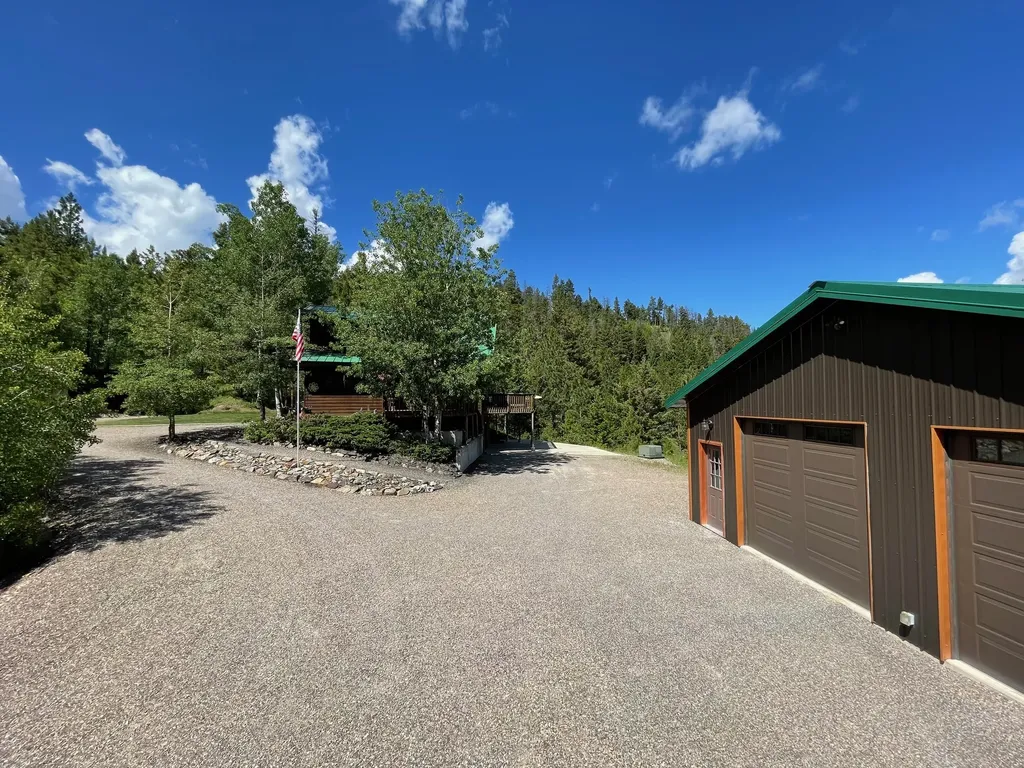 1623 Herrin Lake Road Lincoln MT 59639