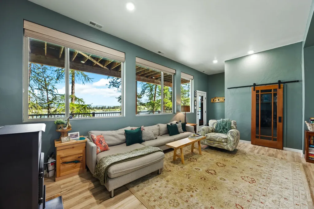 396 N Foys Lake Drive Kalispell MT 59901