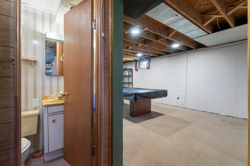 1318 Peosta Avenue Helena MT 59601