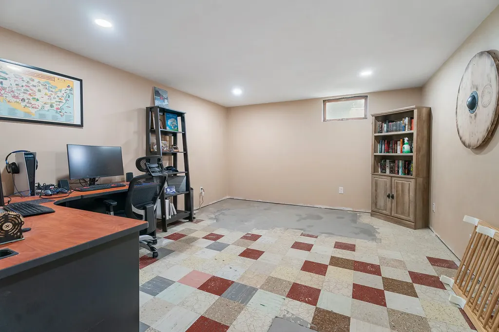 1318 Peosta Avenue Helena MT 59601