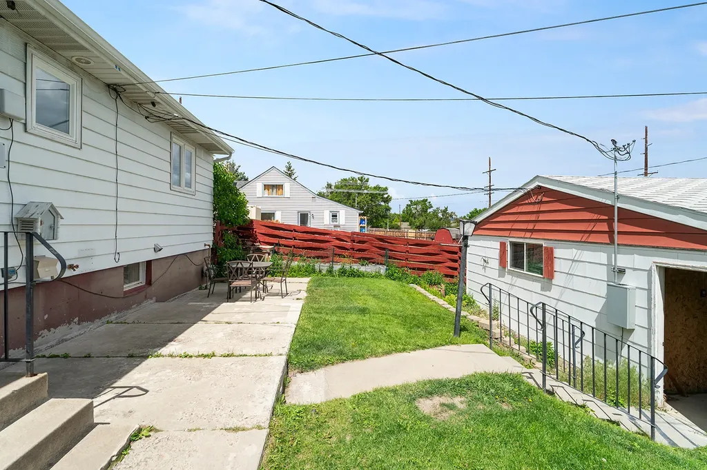 1318 Peosta Avenue Helena MT 59601