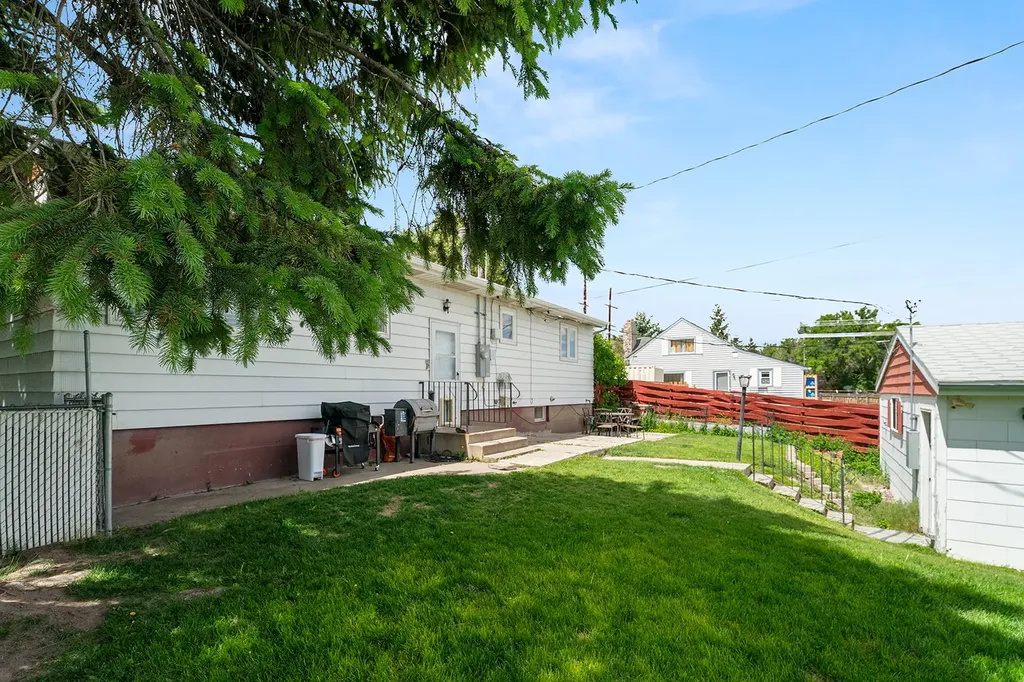 1318 Peosta Avenue Helena MT 59601