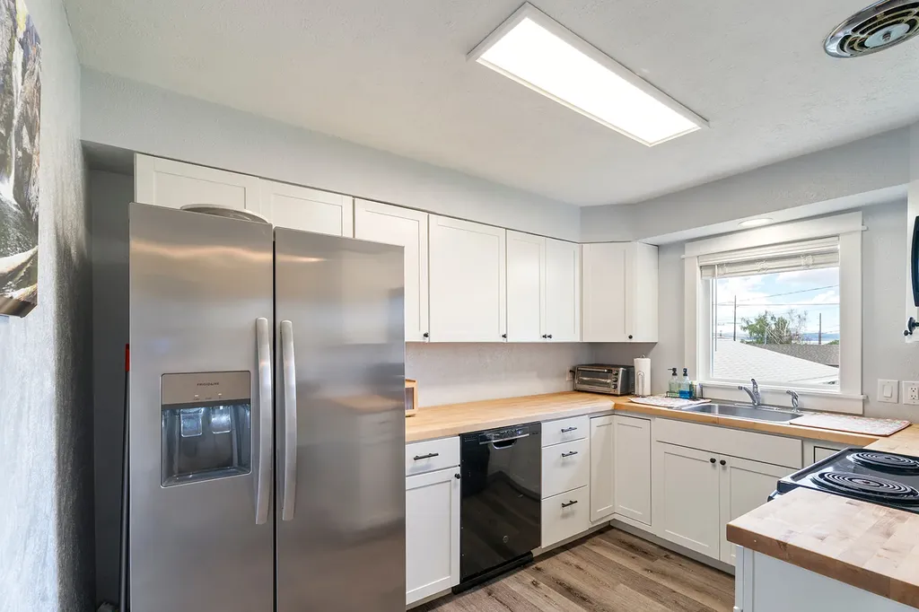 1318 Peosta Avenue Helena MT 59601