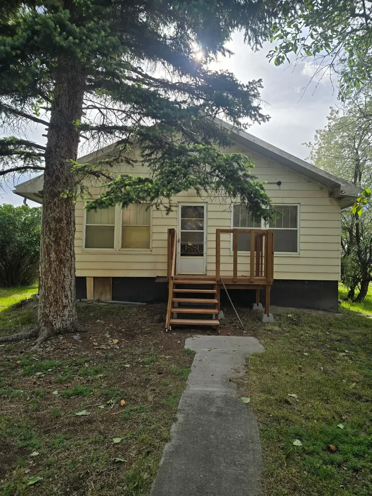 2224 9a Street S Great Falls MT 59405