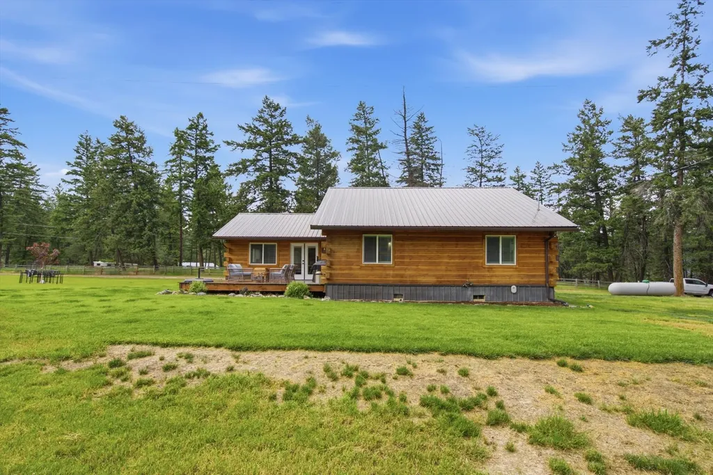 550 & 552 Browns Meadow Road Kila MT 59920