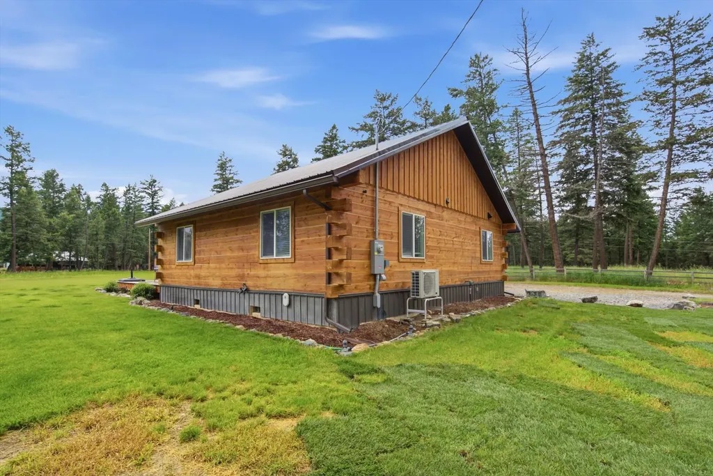 550 & 552 Browns Meadow Road Kila MT 59920