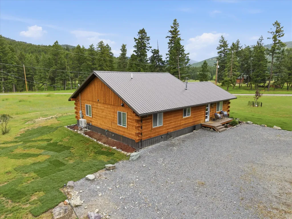550 & 552 Browns Meadow Road Kila MT 59920