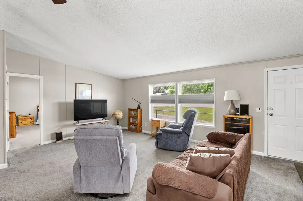 124 Broadway Avenue E Highwood MT 59450