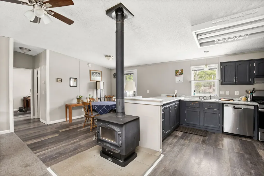 124 Broadway Avenue E Highwood MT 59450
